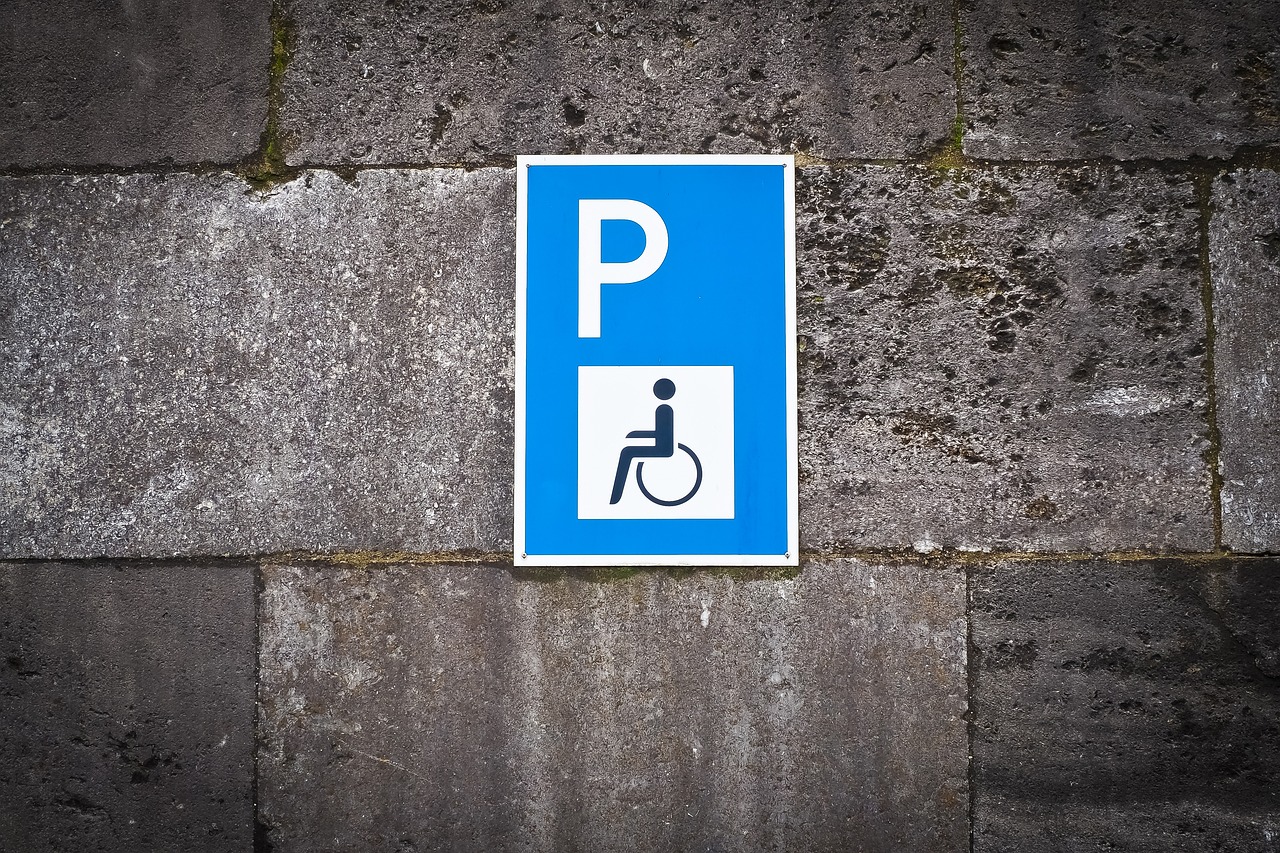 parkování pro vozíčkáře